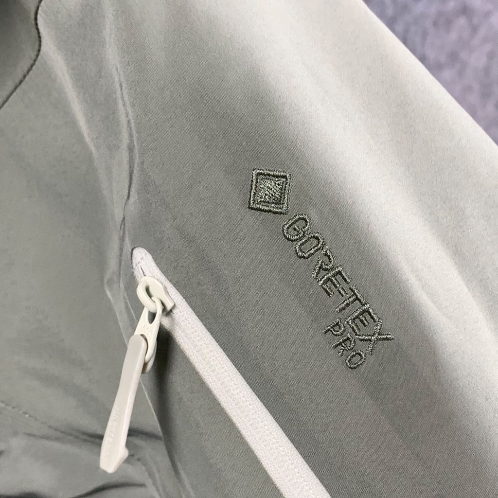 Arc'teryx Men's Alpha SV6 'Light Green'