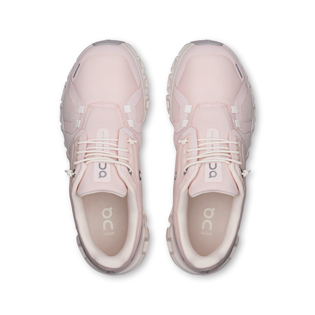 On Running Women's Cloud 6 in Salt/Gardenia