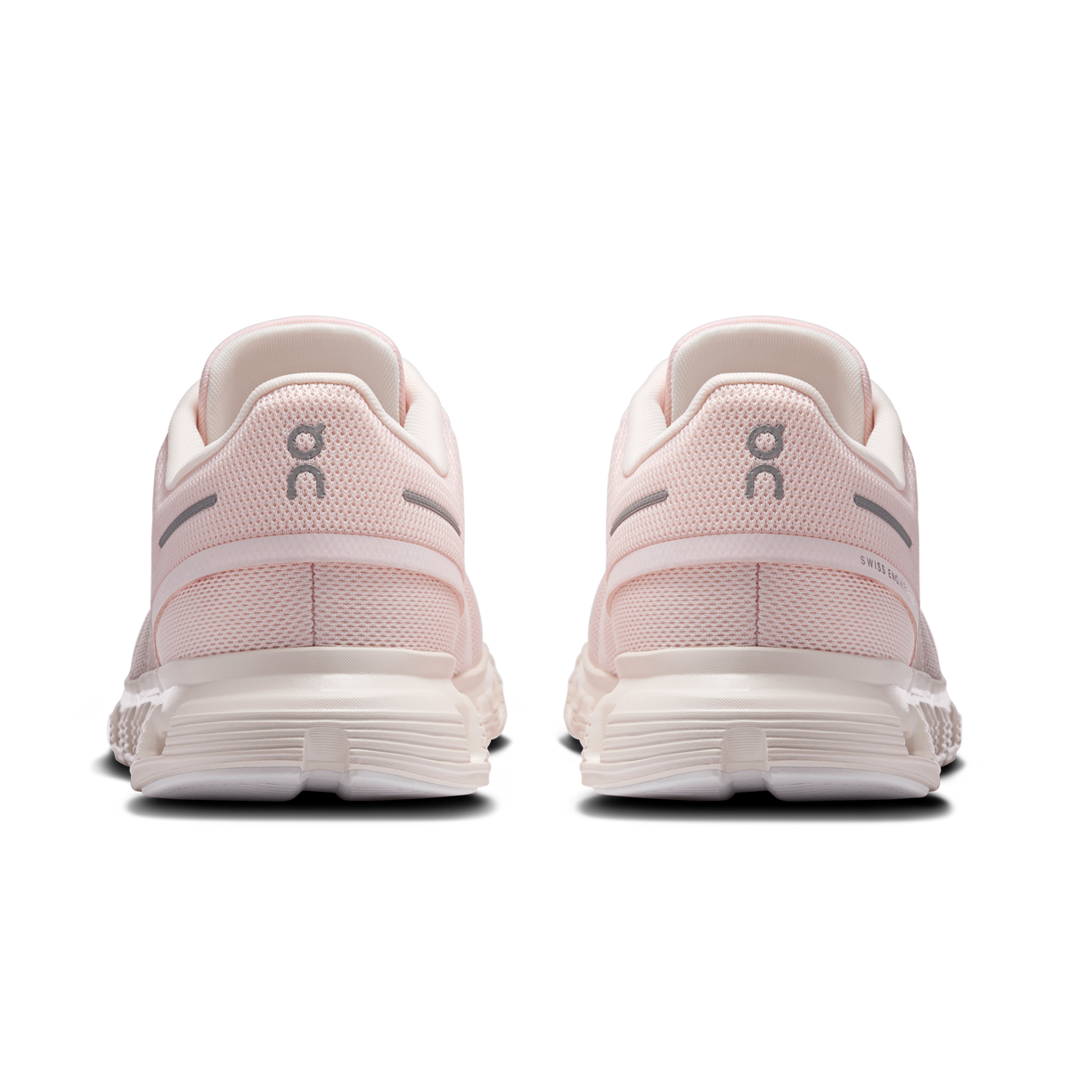 On Running Women's Cloud 6 in Salt/Gardenia