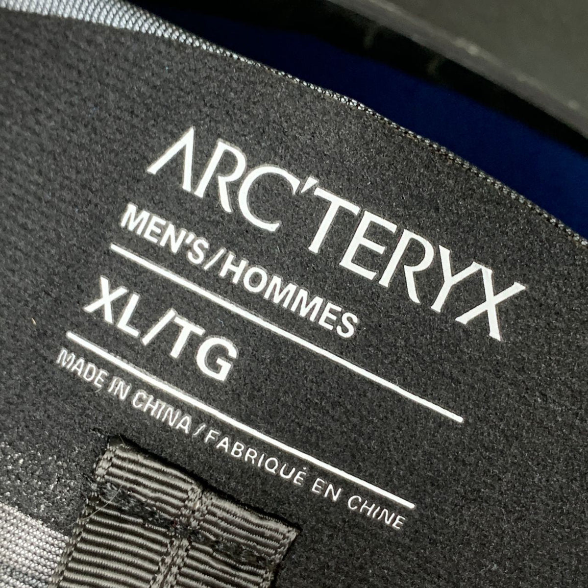 Arc'teryx Men's Beta Jacket 'Bright Blue'