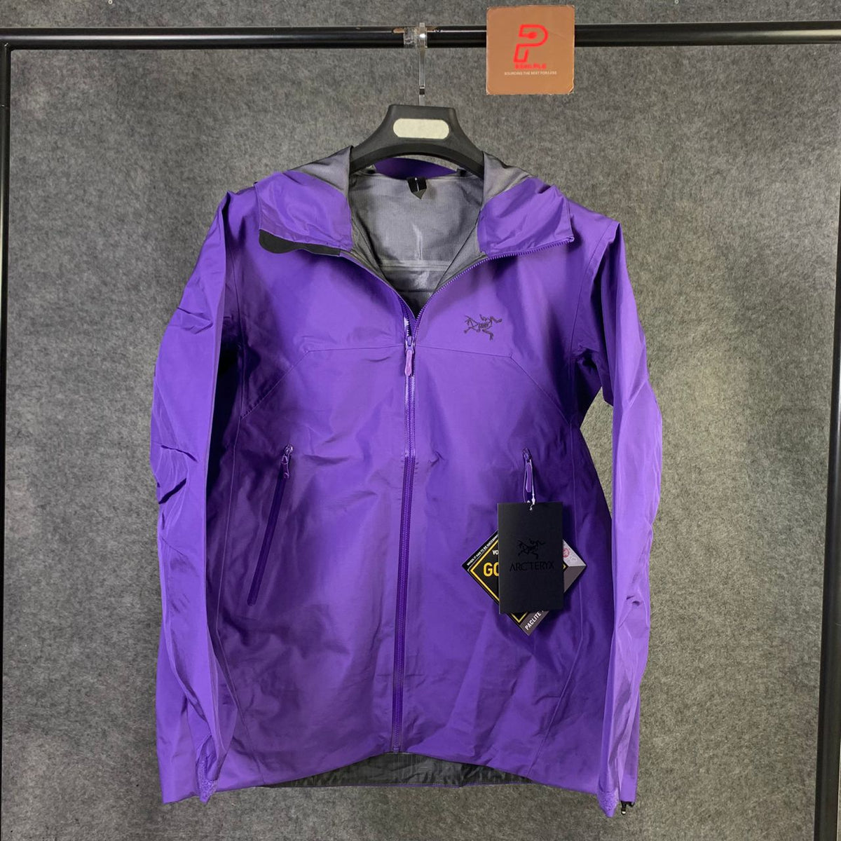 Arc'teryx Men's Beta Jacket 'Lola'