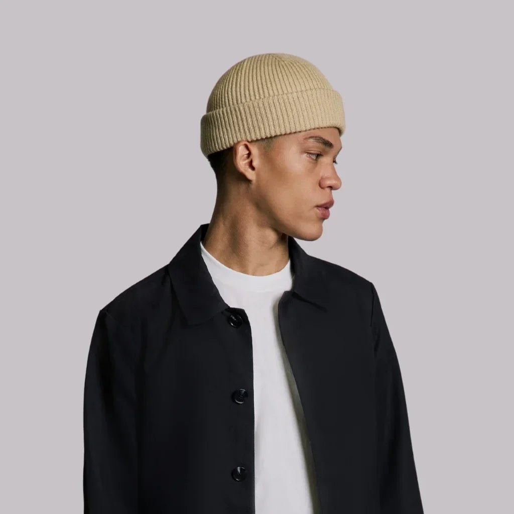 BEIGE SHORT BEANIE
