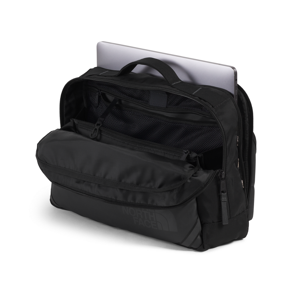 The North Face Base Camp Voyager Sling