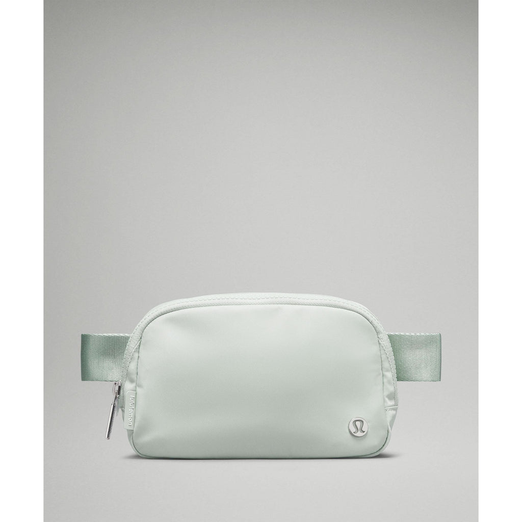 Lululemon Everywhere Belt Bag 1L