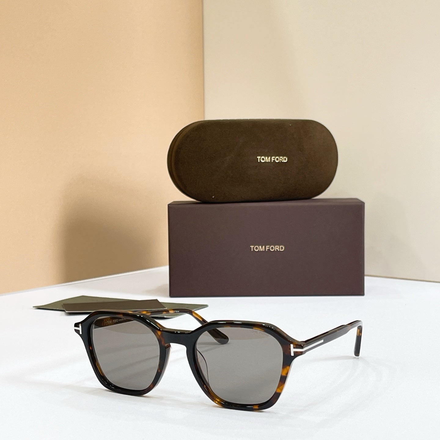 TOM FORD Sunglasses TF6101-D-B