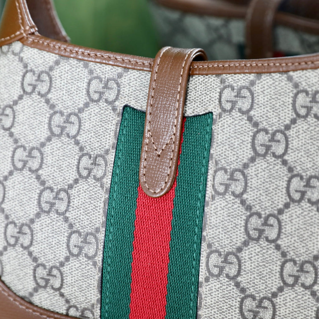Gucci Jackie 1961 GG Canvas Shoulder Bag-637092