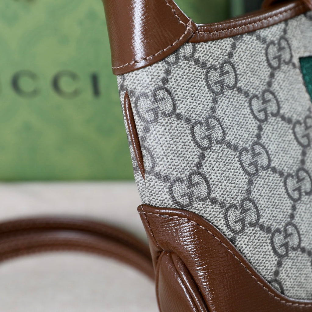 Gucci Jackie 1961 GG Canvas Shoulder Bag-637092