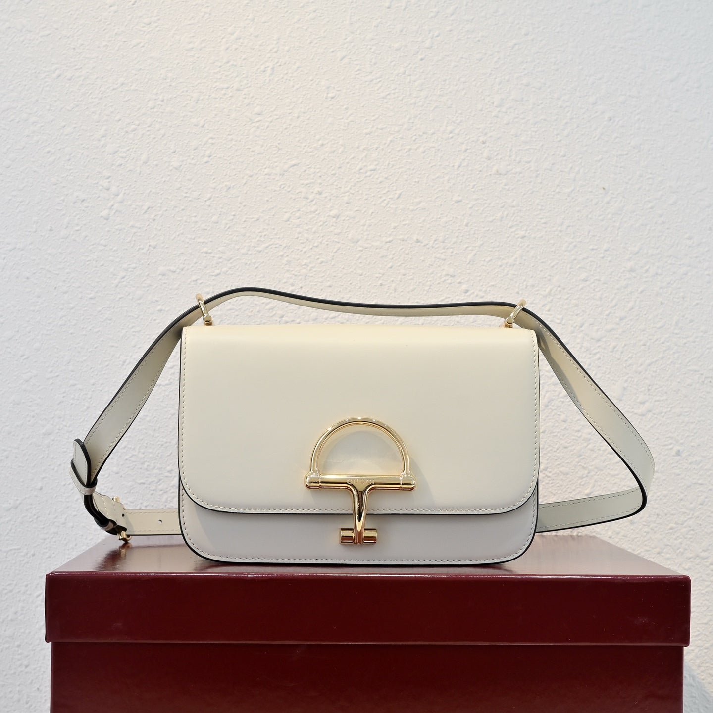 Gucci Sienna Shoulder Bag – 846705