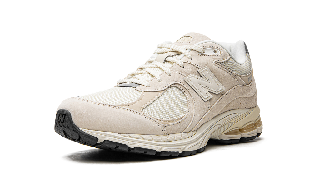 2002R "Calm Taupe" M2002RCC